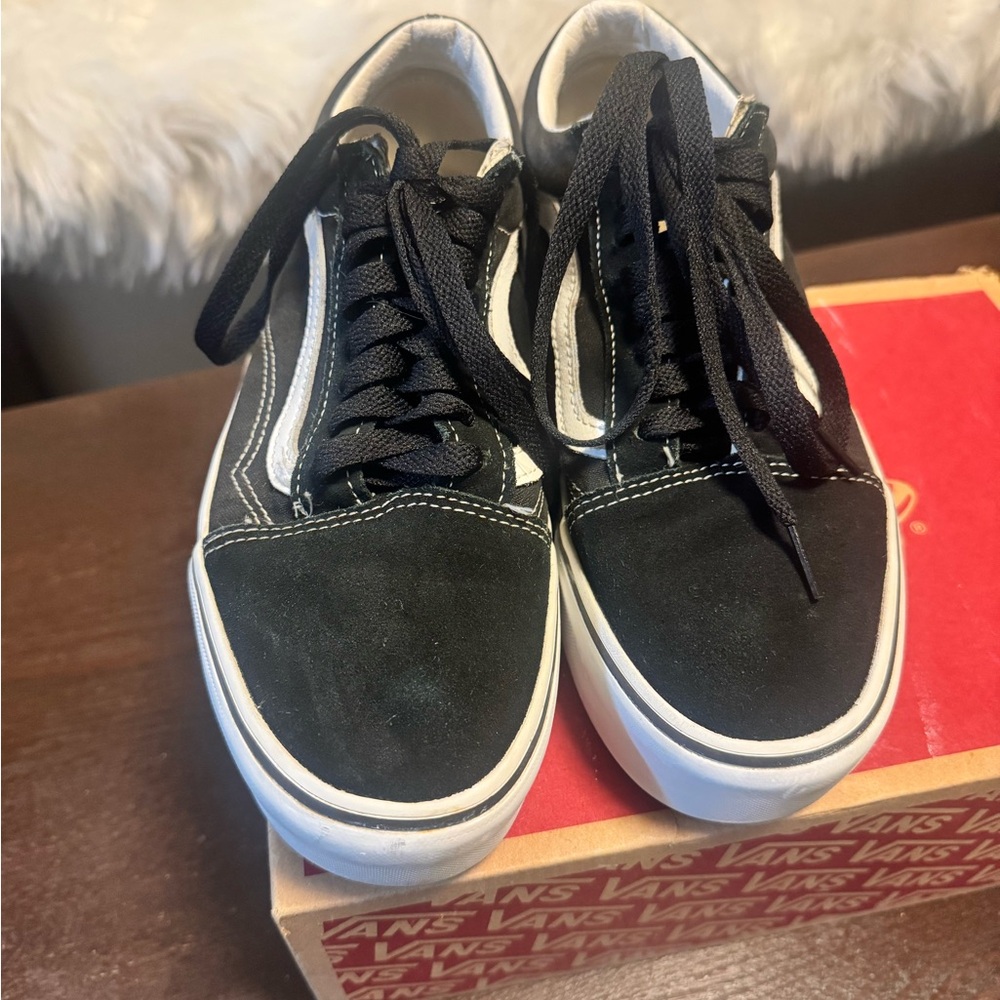 Vans Women's Black and White Sneakers